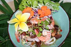 ยำเห็ดหอมใส่กุ้ง