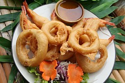 กุ้งชุบแป้งทอด
