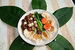 เห็ดหอมอบซีอิ้วเต้าหู้