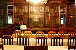 ห้องประชุมในแบบกันเอง